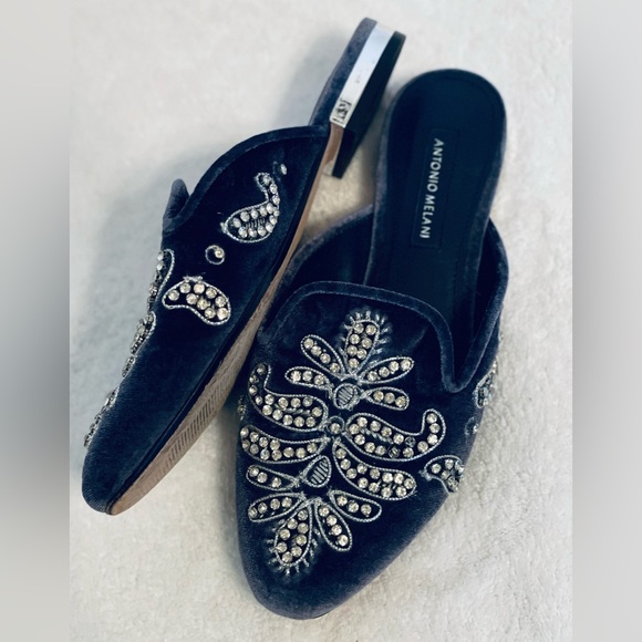 ANTONIO MELANI Genuine Leather | Velvet Embellished Flats | Offers Welcome SZ 6M - Picture 5 of 13